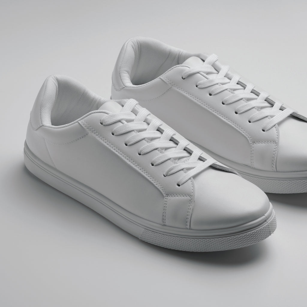 Adidași din PU 42