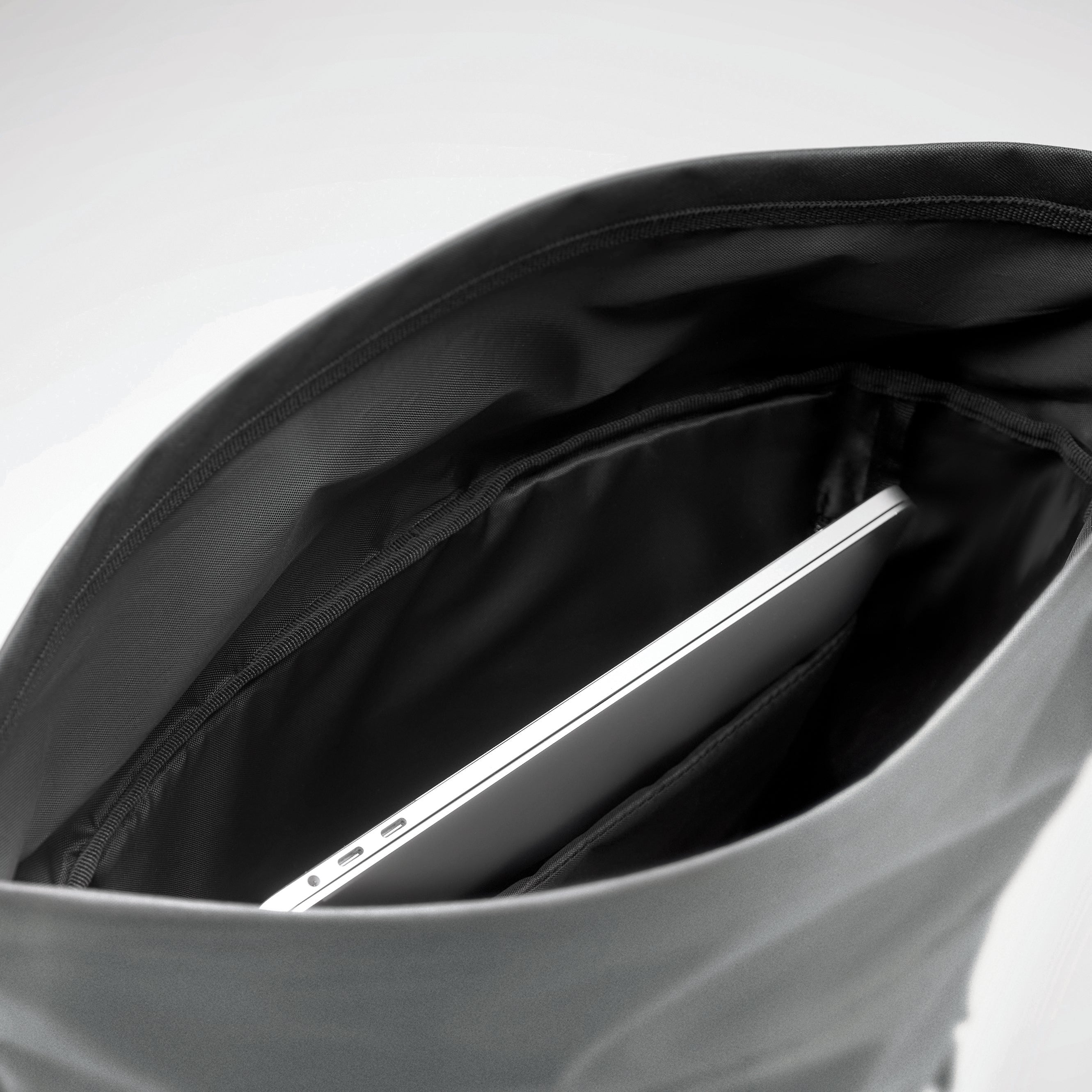 Rucsac rolltop reflectorizant