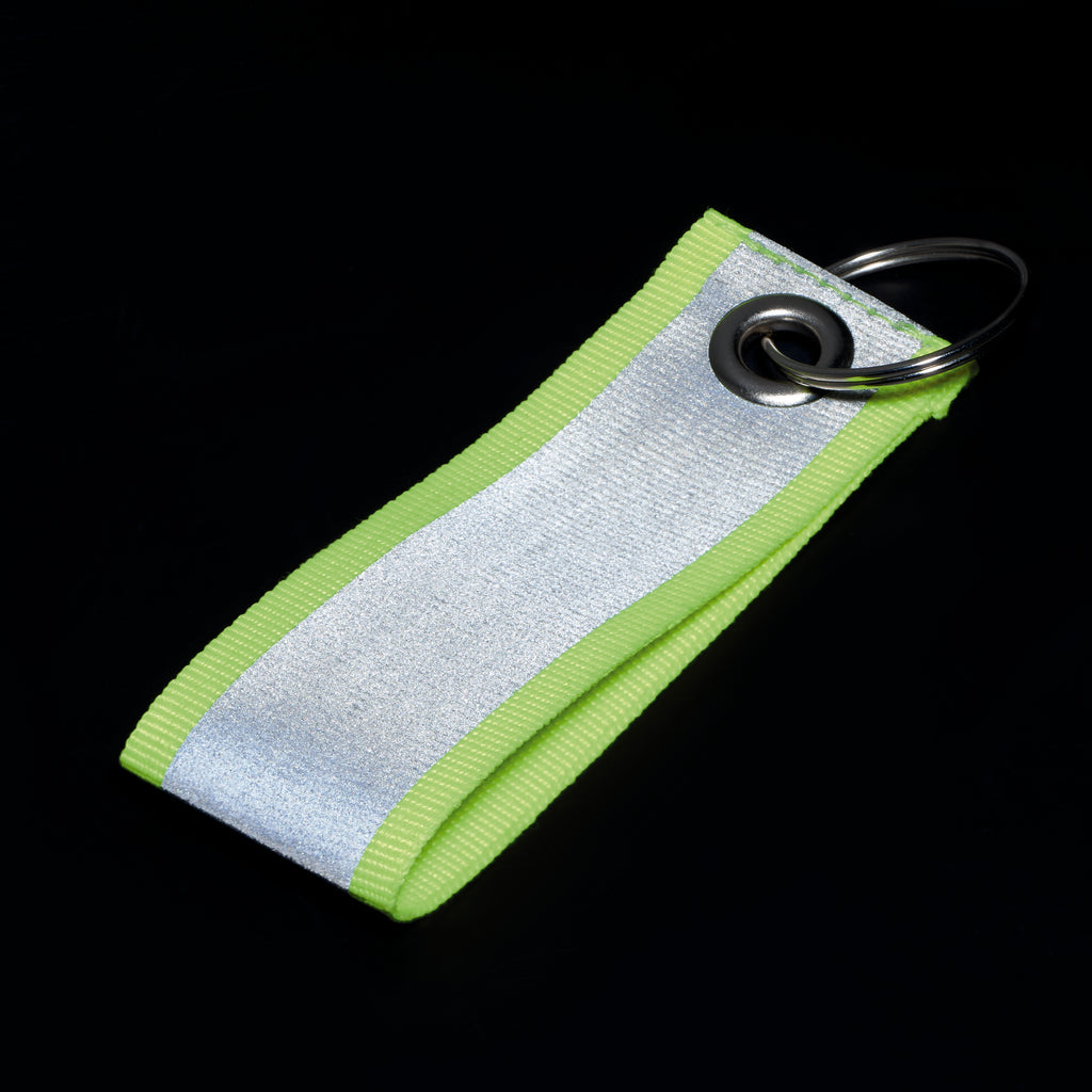 Breloc reflectorizant