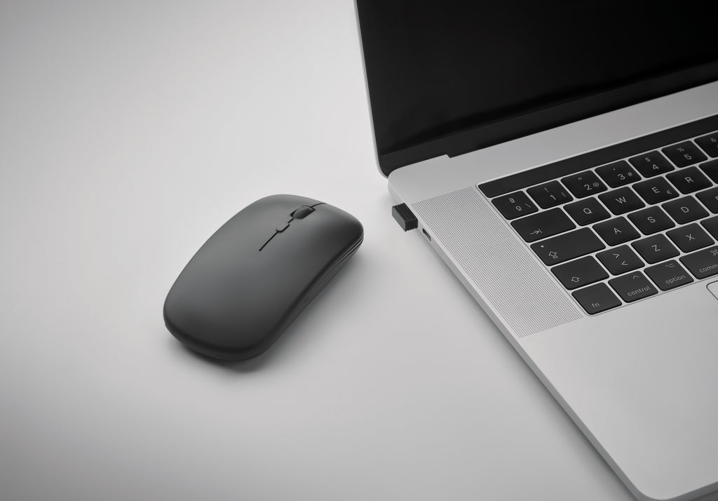 Mouse wireless reîncărcabil