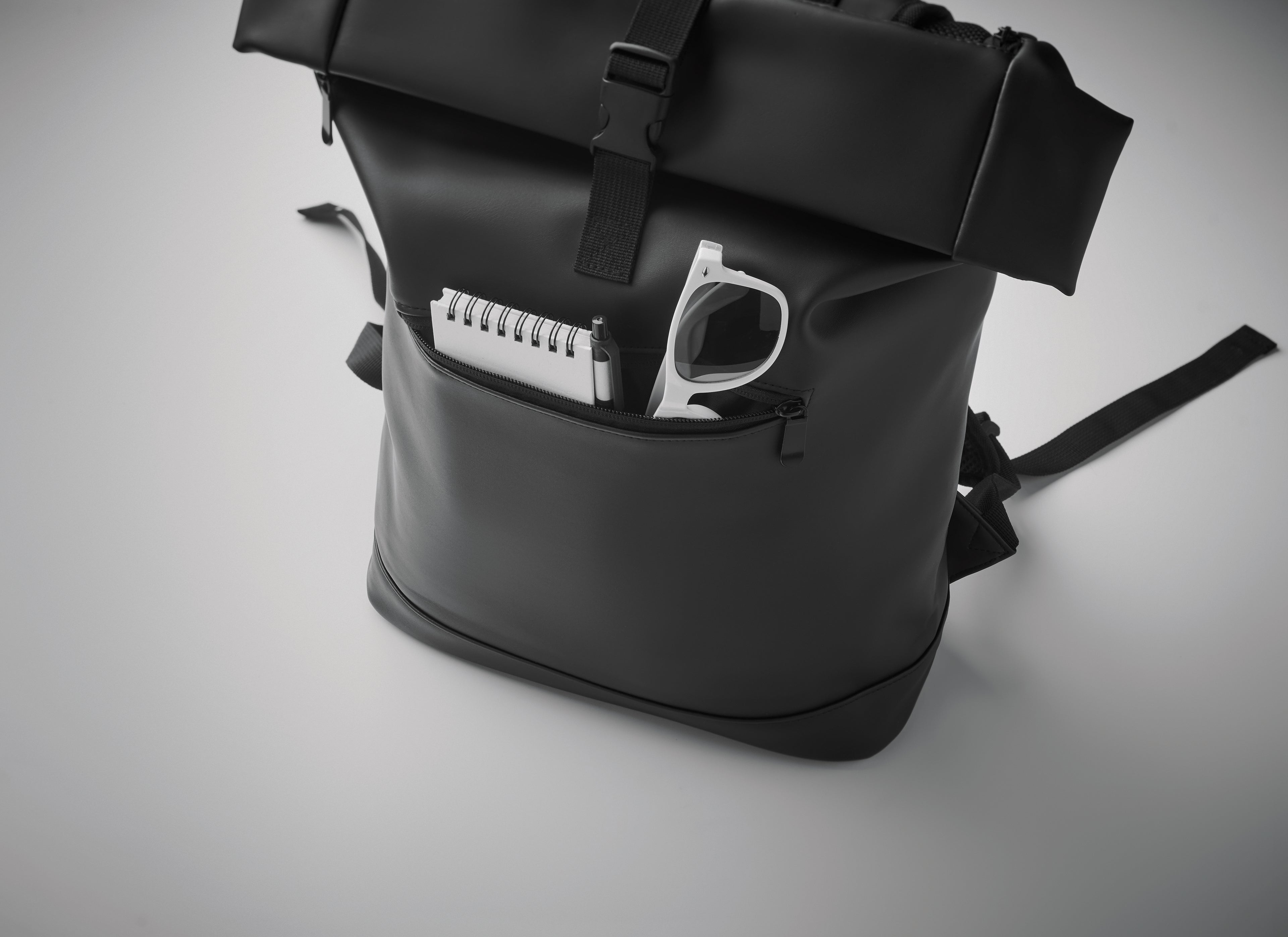 Rucsac rolltop pentru laptop PU
