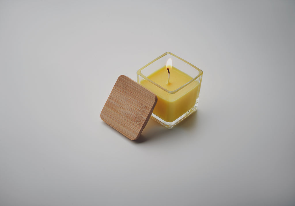 Lumânare parfumată pătrată 50gr