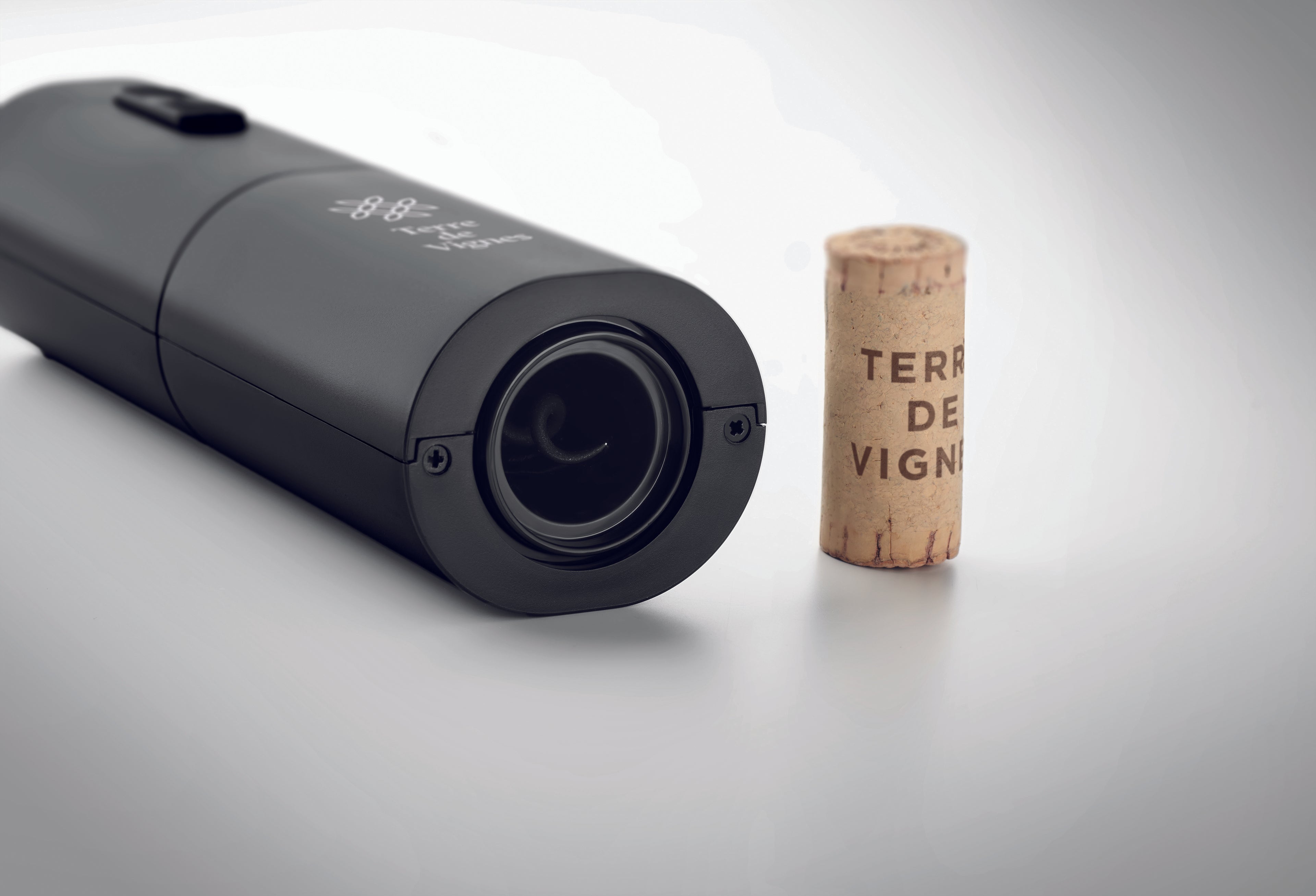 Desfăcător electric sticle vin