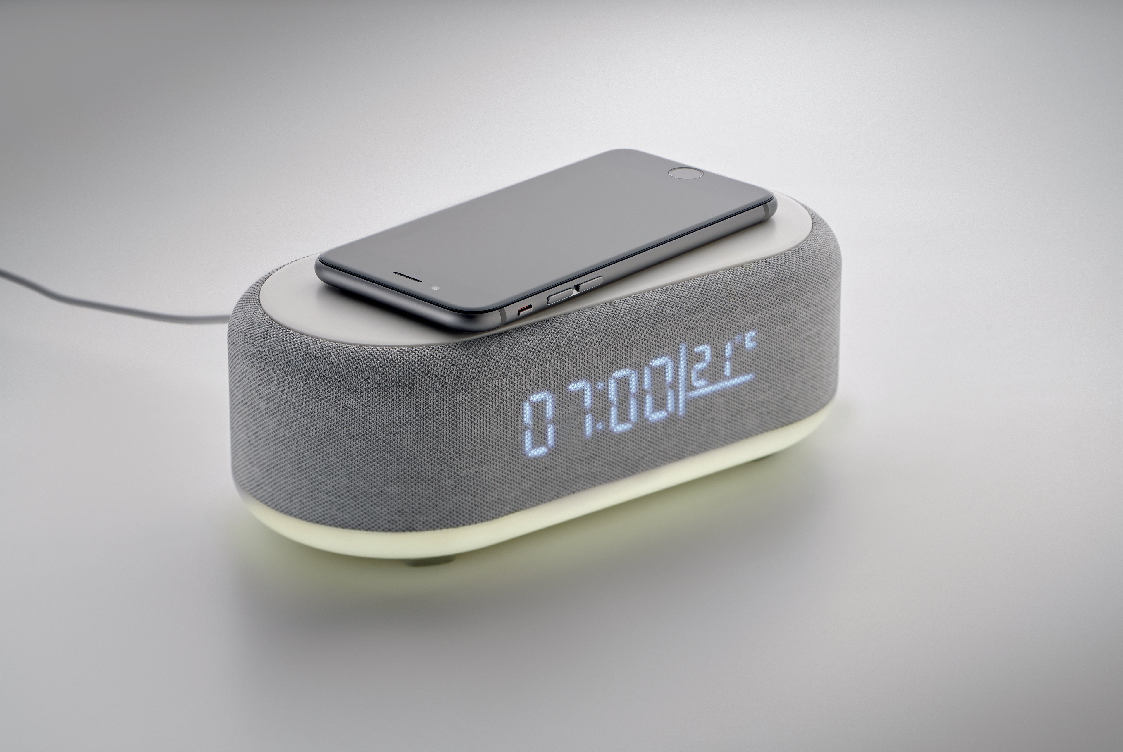 Boxă cu încărcare wireless 15W