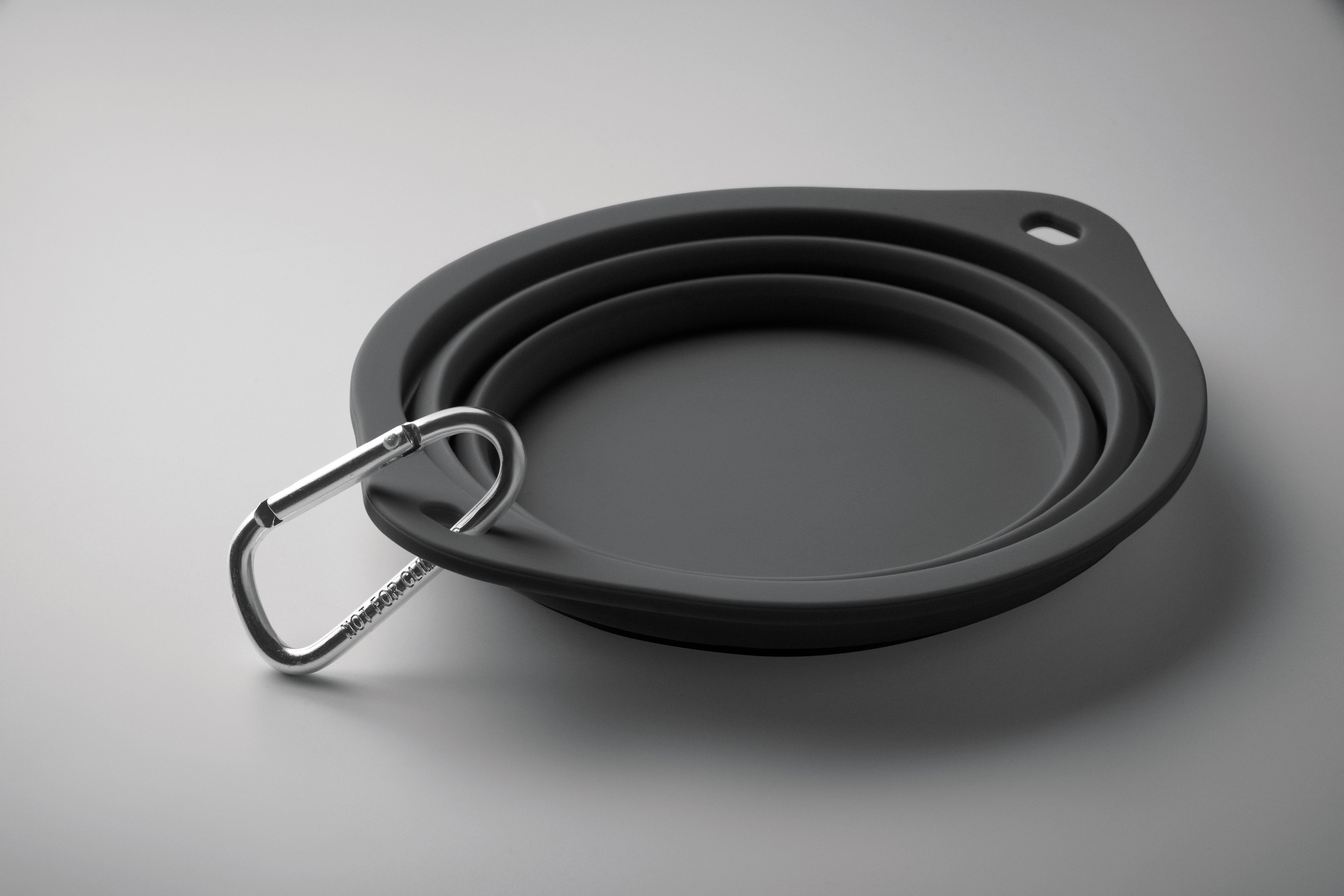 Bol portabil pentru animale de