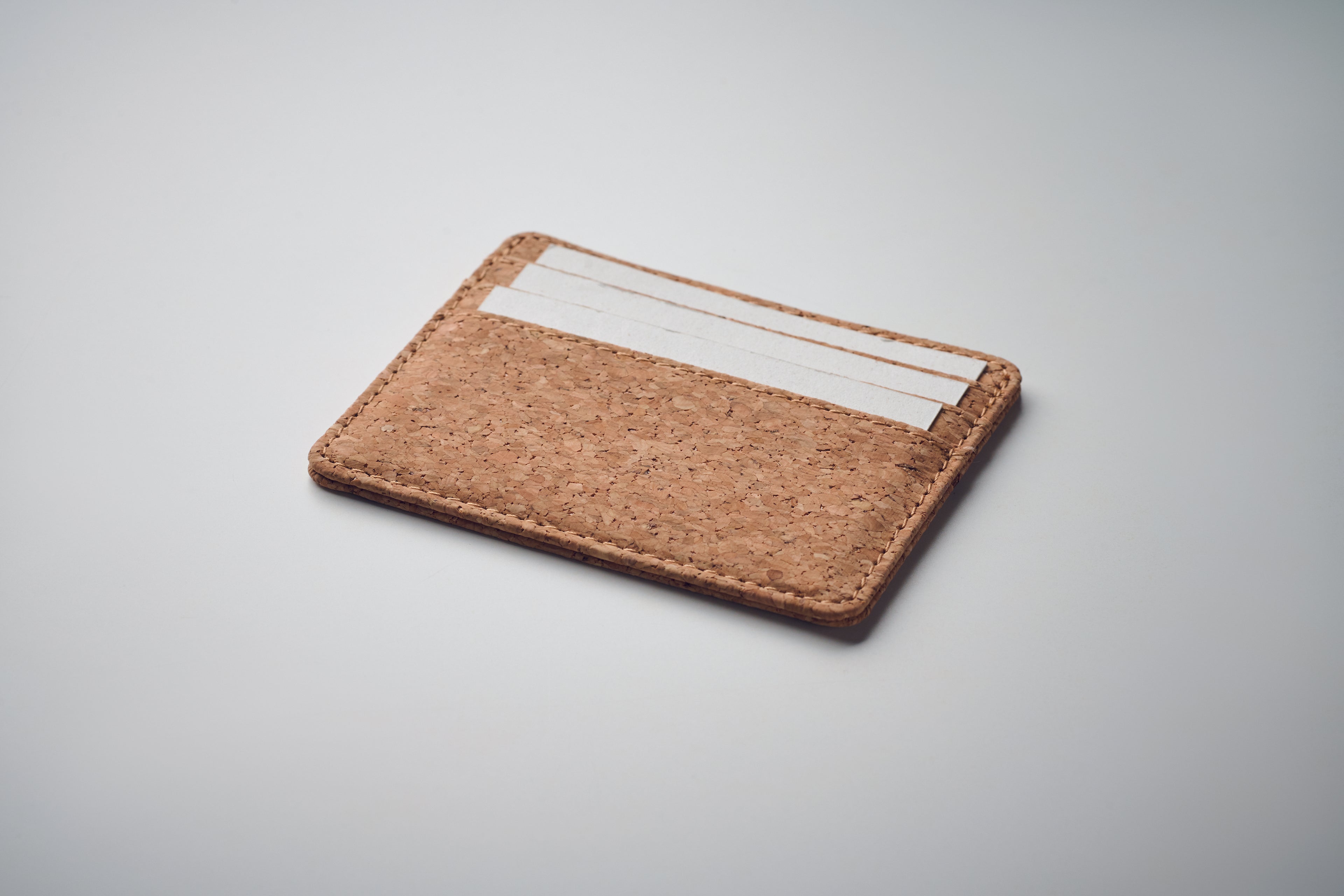 Suport carduri plută cu RFID