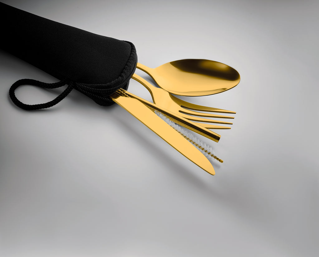 Set de tacâmuri din inox