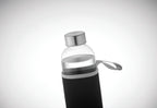 Sticlă de sticlă în husă 750ml