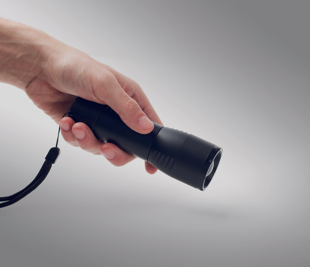 Lanternă LED mică din aluminiu