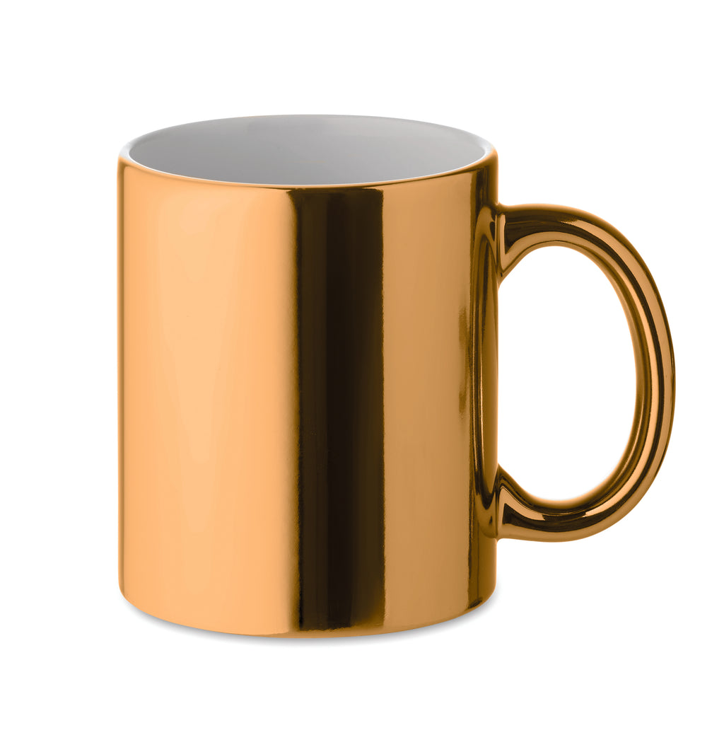 Cană metalică din ceramică