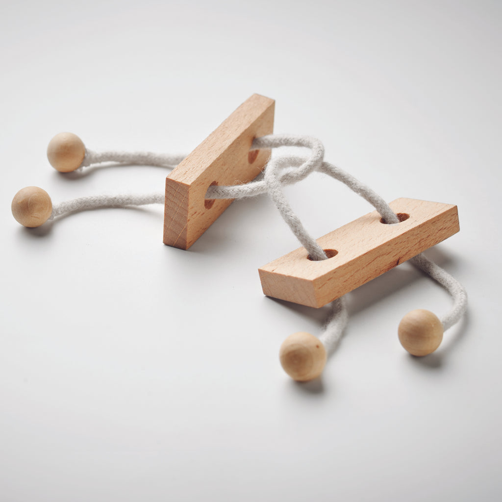 Dreptunghi din lemn brainteaser