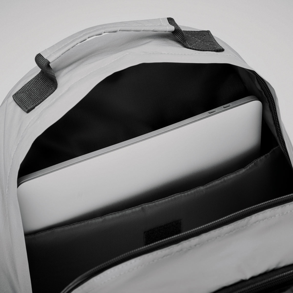 Rucsac puternic reflectorizant